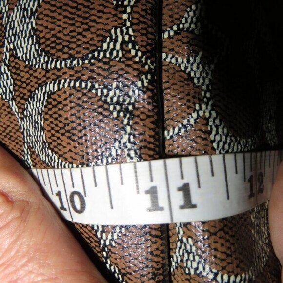 COACH Snake & Signature Coated Canvas City Tote w/ matching zipper pouch - Picture 10 of 16